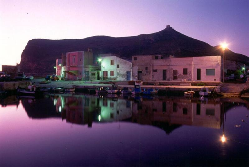Il Cubo, Monovano Col Mare Su Tre Fronti. Favignana Ngoại thất bức ảnh